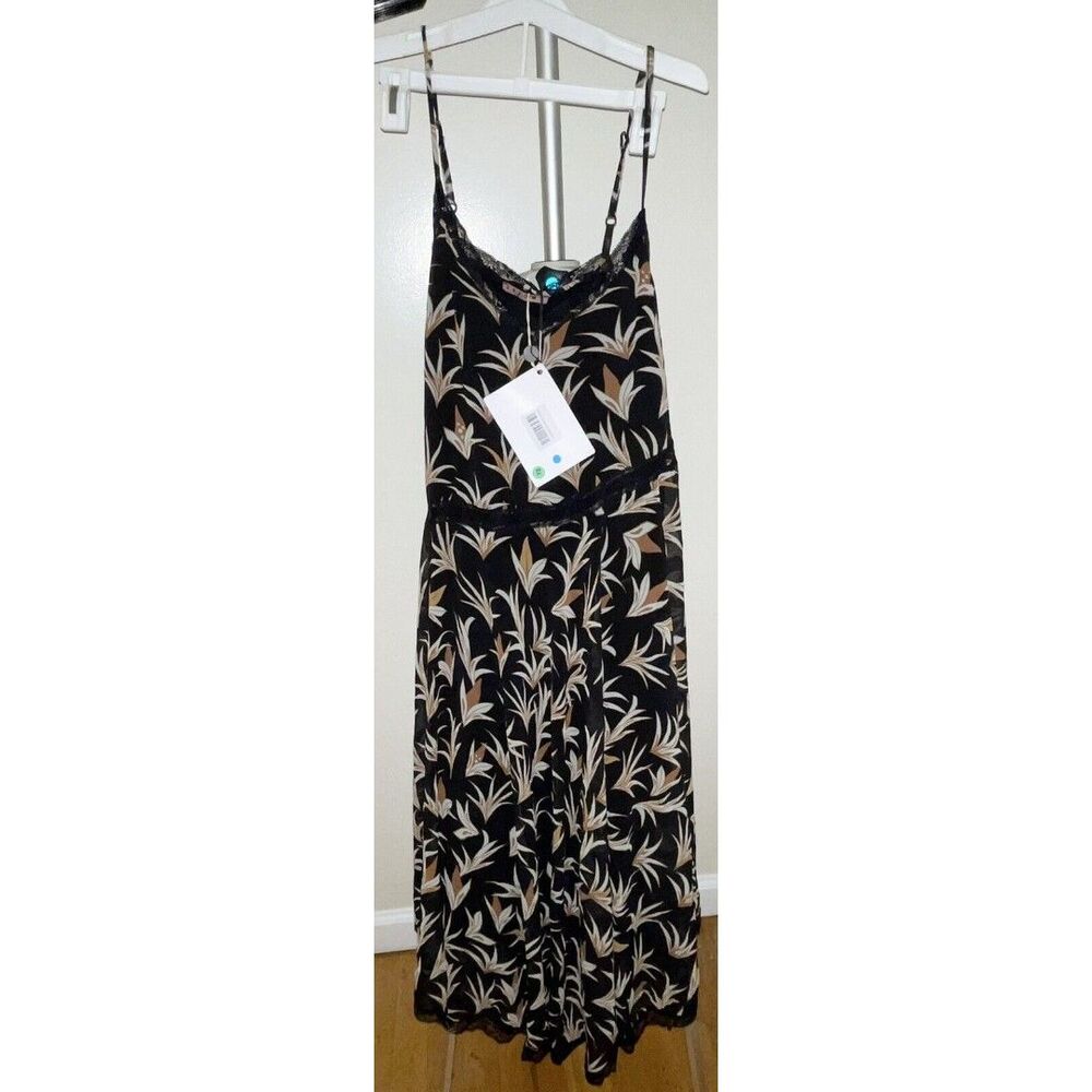 NWT DVROMA Floral Spaghetti strap Dress. Multi Color. Size Small